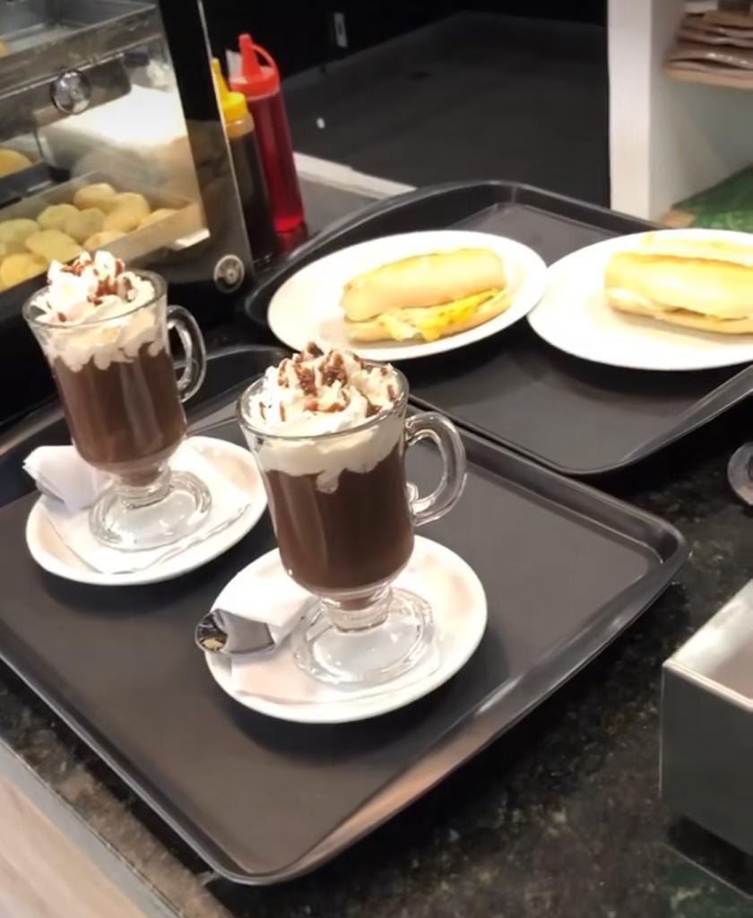 Restaurante/Bares/Padaria/Lanchonete
à venda em Rio de Janeiro – RJ — Complexo Comercial com Cafeteria, Clínica e Salas – Bangu/RJ